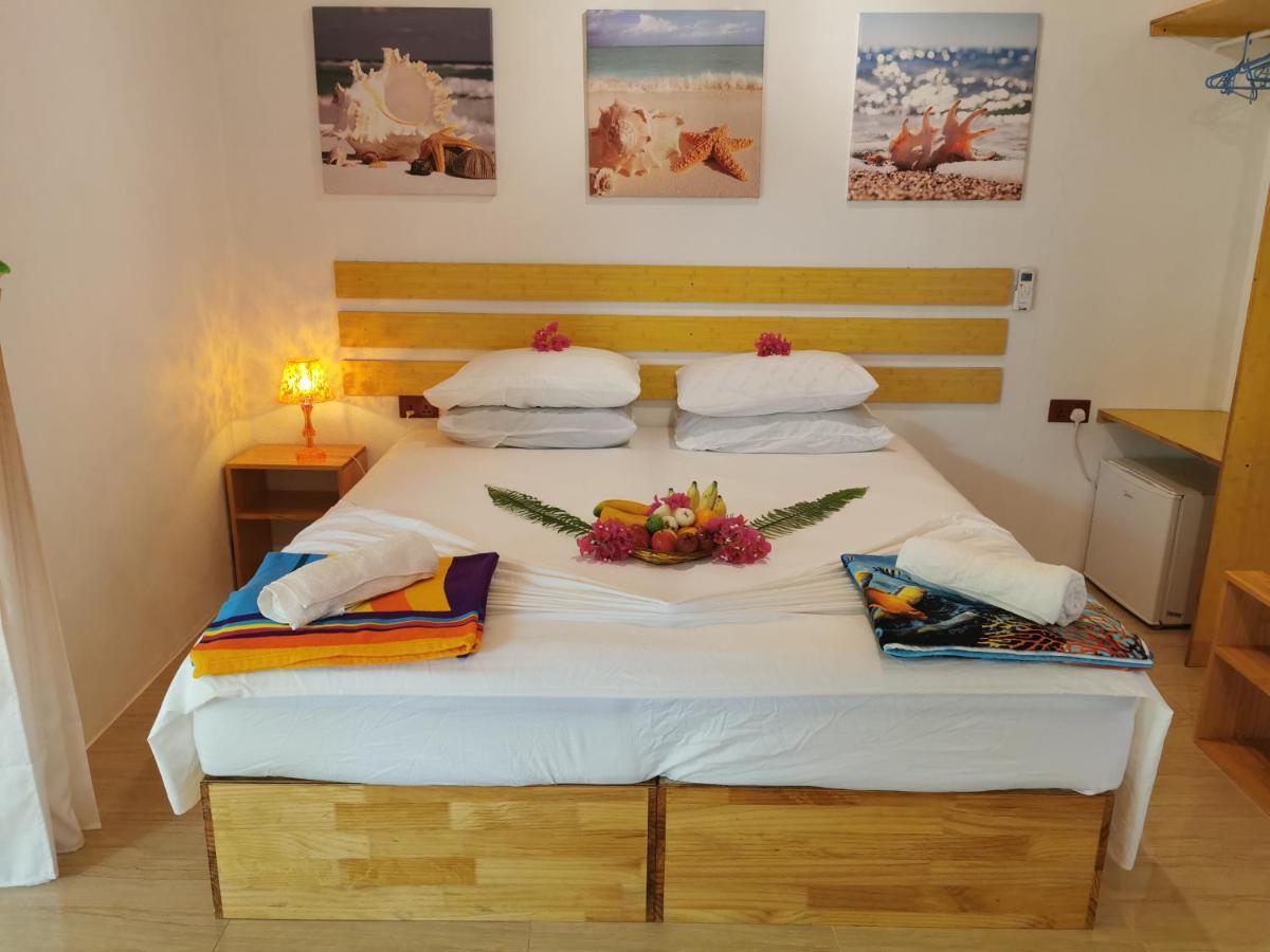 Blue Water Thoddoo Inn Εξωτερικό φωτογραφία