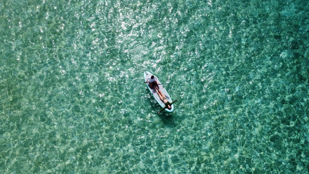 Blue Water Thoddoo Inn Εξωτερικό φωτογραφία