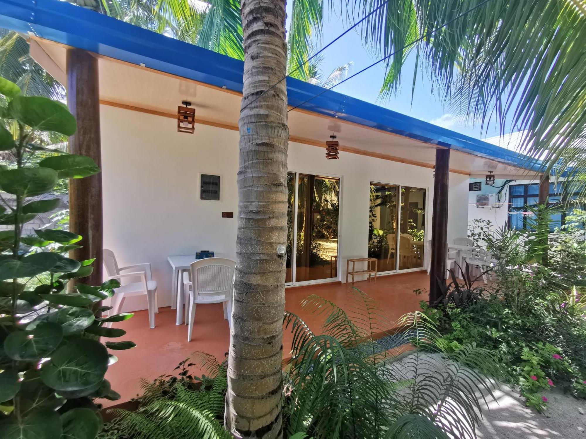 Blue Water Thoddoo Inn Δωμάτιο φωτογραφία